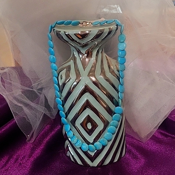 Jewelry - Picture 8 of 8